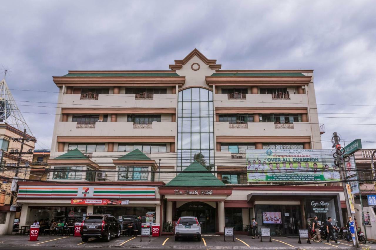 La Fiesta Hotel Iloilo City Luaran gambar