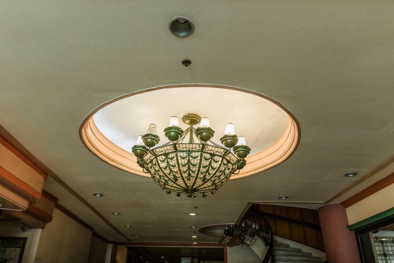 La Fiesta Hotel Iloilo City Luaran gambar